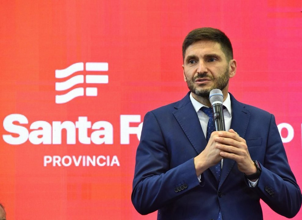 Maximiliano Pullaro y Pablo Javkin en conferencia de prensa