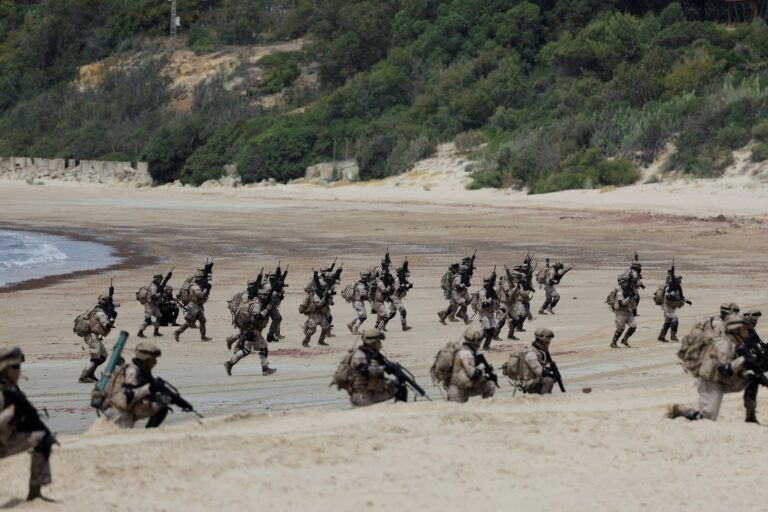 Soldados estadounidenses en base militar de Rota