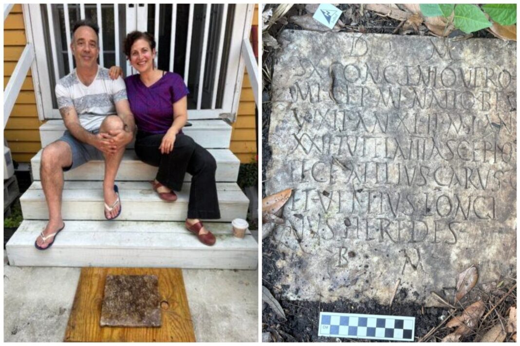 Lápida romana de 2000 años encontrada en jardín en Nueva Orleans