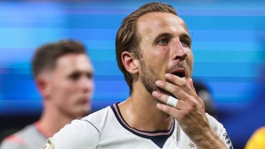 Harry Kane, capitán de la selección inglesa, durante una conferencia de prensa tras la derrota ante Argentina