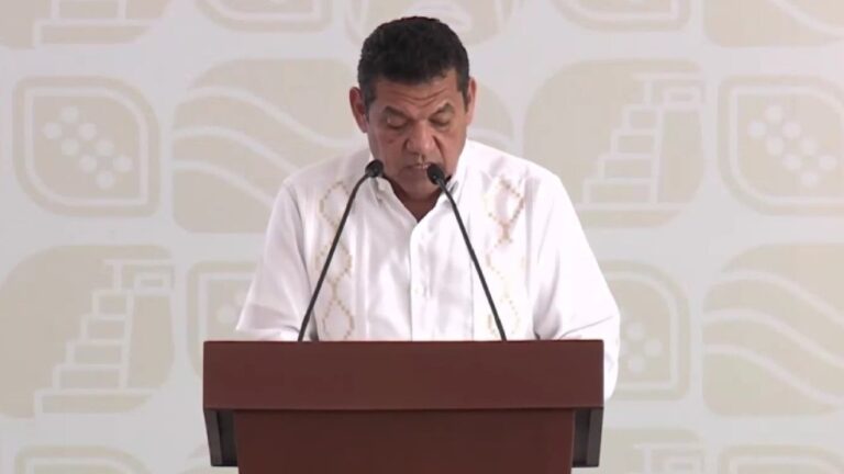 Javier May Rodríguez en conferencia de prensa