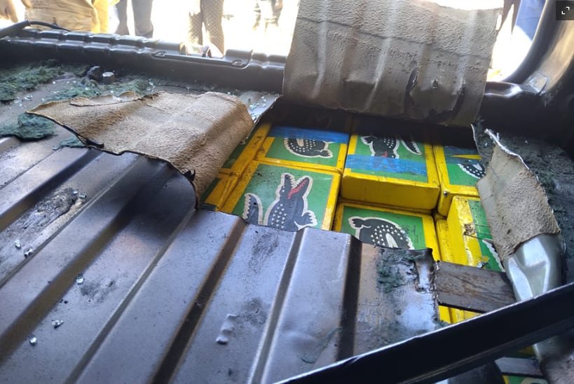 Vehículo Renault Duster involucrado en el caso de 66 kilos de cocaína en Salta