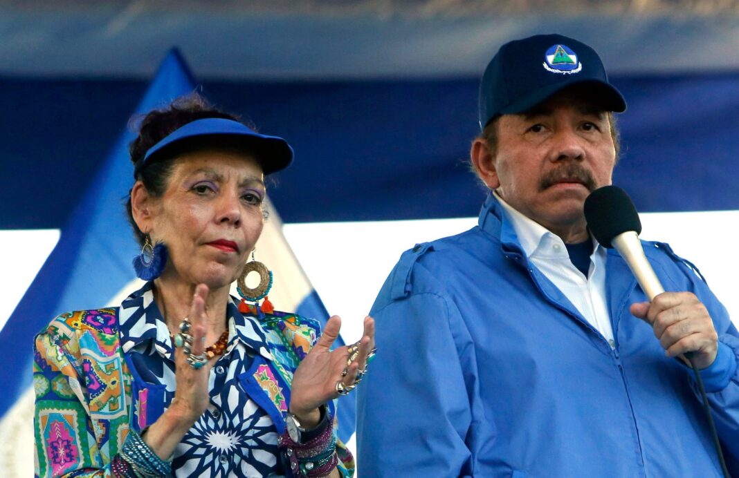 Daniel Ortega y Rosario Murillo durante un acto oficial en Nicaragua