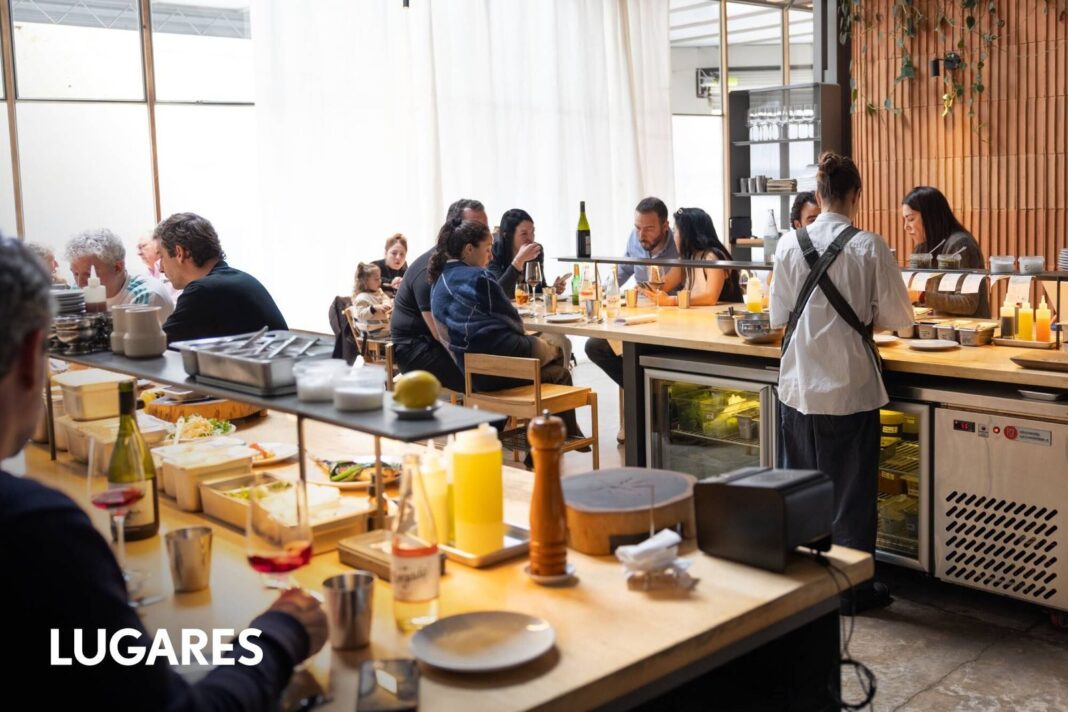 Interior del restaurante Aramburu en Recoleta
