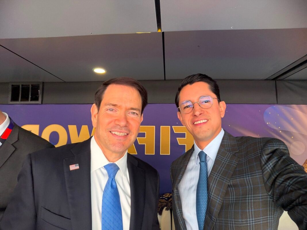 Roberto Velasco y Marco Rubio durante la final del Mundial 2026