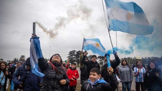 Delegación de la Selección Argentina en el aeropuerto tras el Mundial 2026