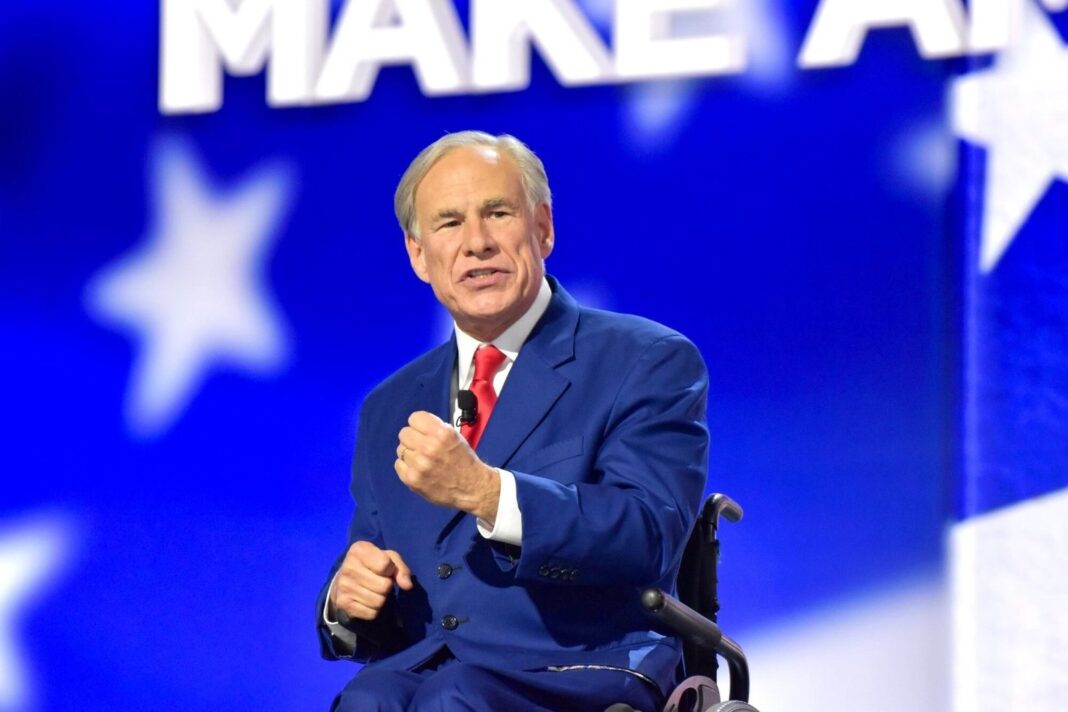 Gobernador de Texas Greg Abbott anunciando inversión en formación médica