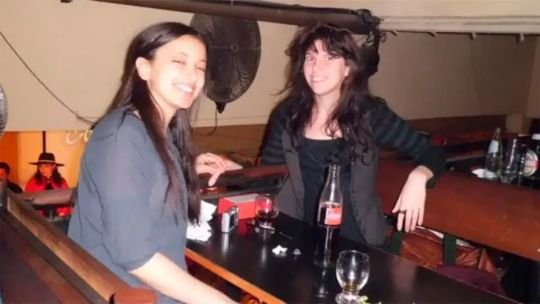 Fotografía de Cassandre Bouvier y Houria Moumni, turistas francesas asesinadas en 2011 en Salta