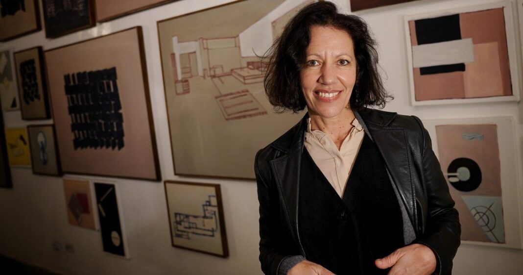 Exposición de Luciana Levinton en homenaje a Eileen Gray en Núñez
