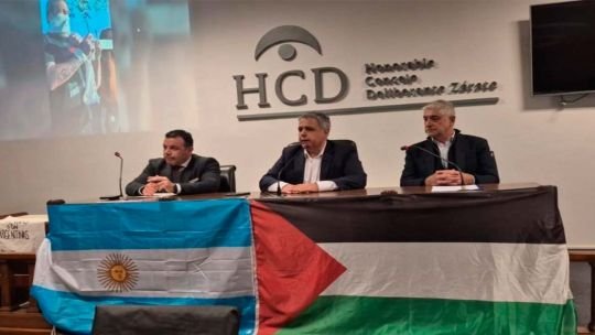 Acto de apoyo a Palestina en el Concejo Deliberante de Zárate