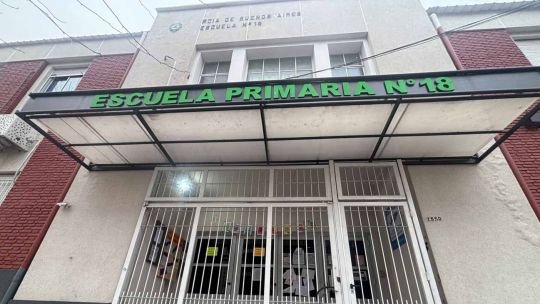 Docentes en una escuela durante el paro nacional