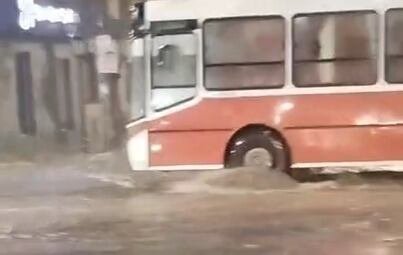 Calles anegadas en el AMBA durante el temporal del 6 de agosto