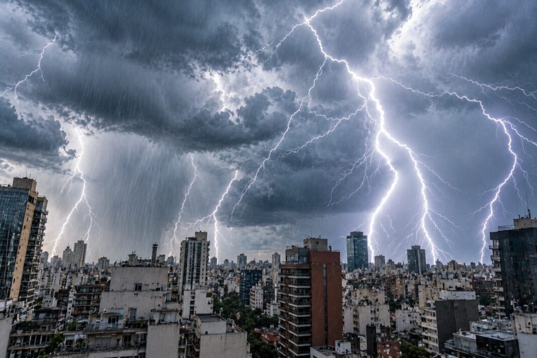 Mapa de alerta meteorológica por tormentas en el centro y norte de Argentina