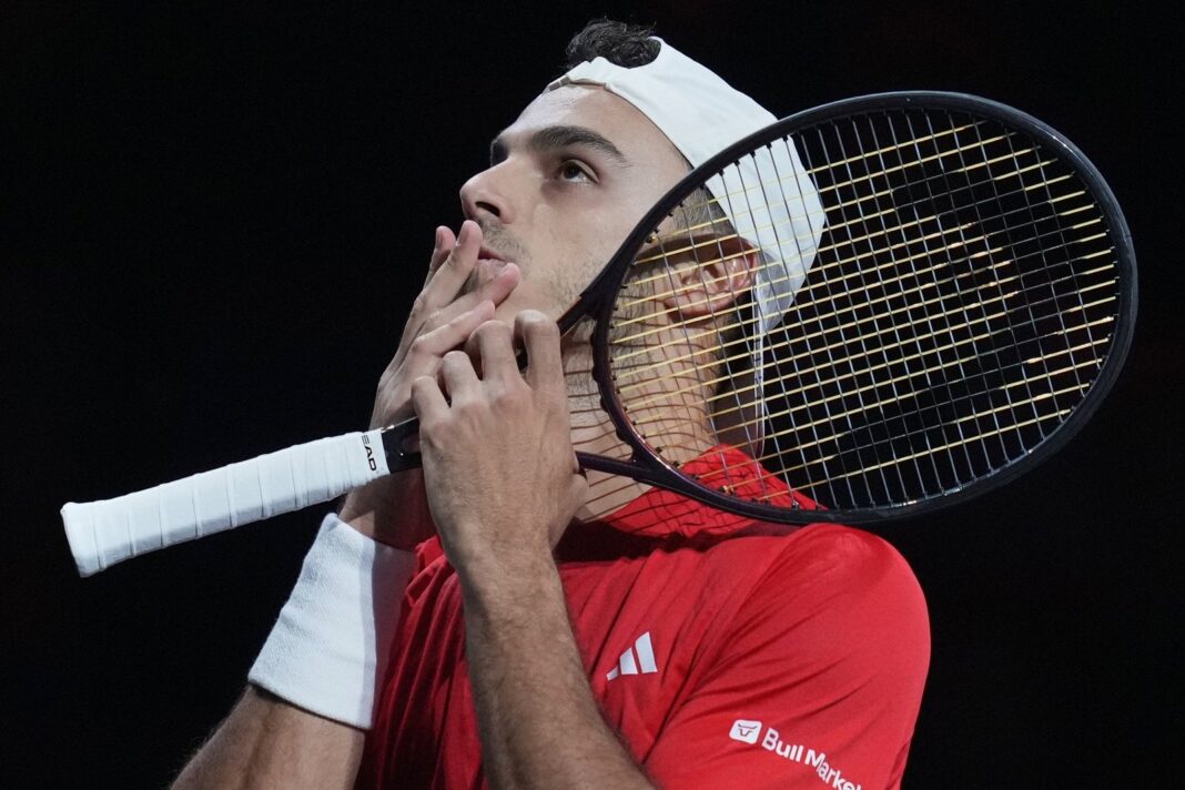 Francisco Cerúndolo durante su partido contra Casper Ruud en la Laver Cup