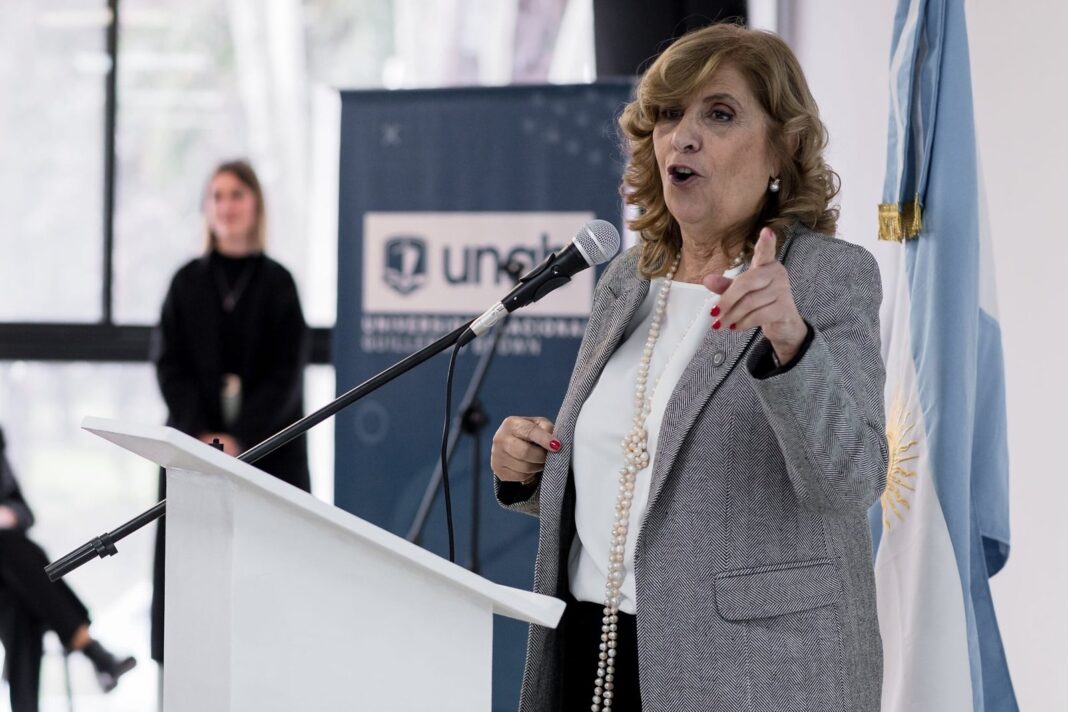 Juezas en un tribunal