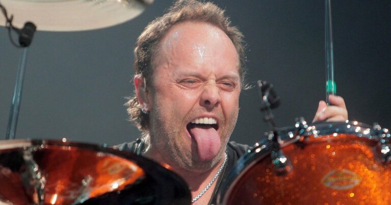 Lars Ulrich, baterista de Metallica, durante un concierto