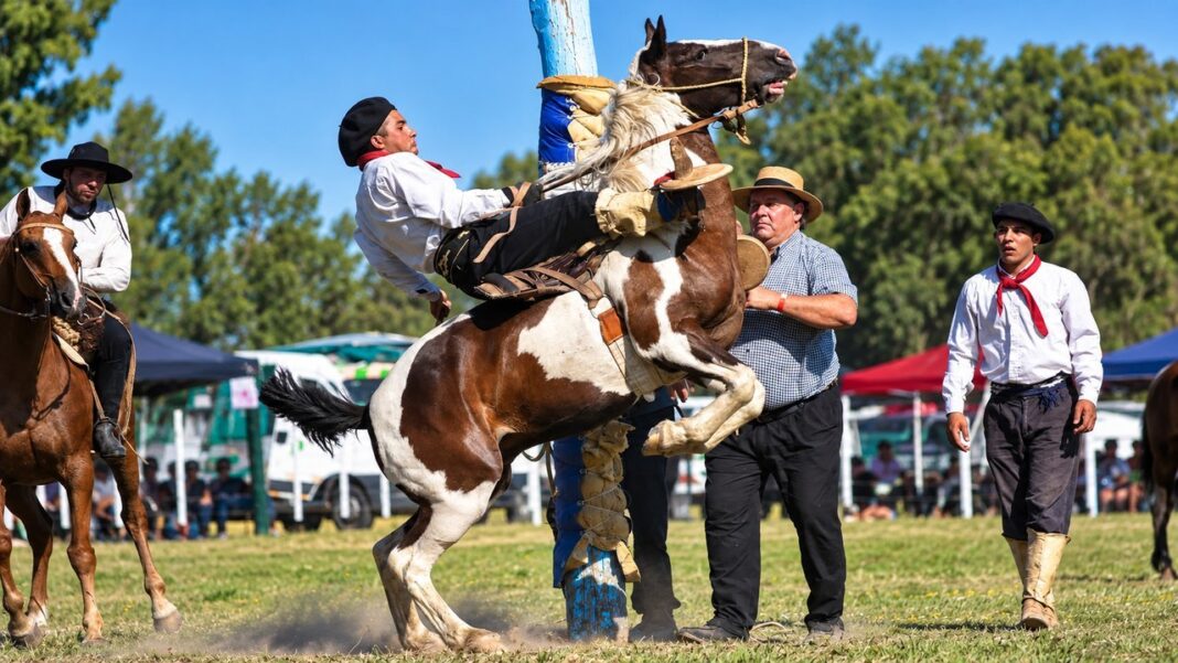 Fiesta popular en un pueblito turístico de la provincia de Buenos Aires