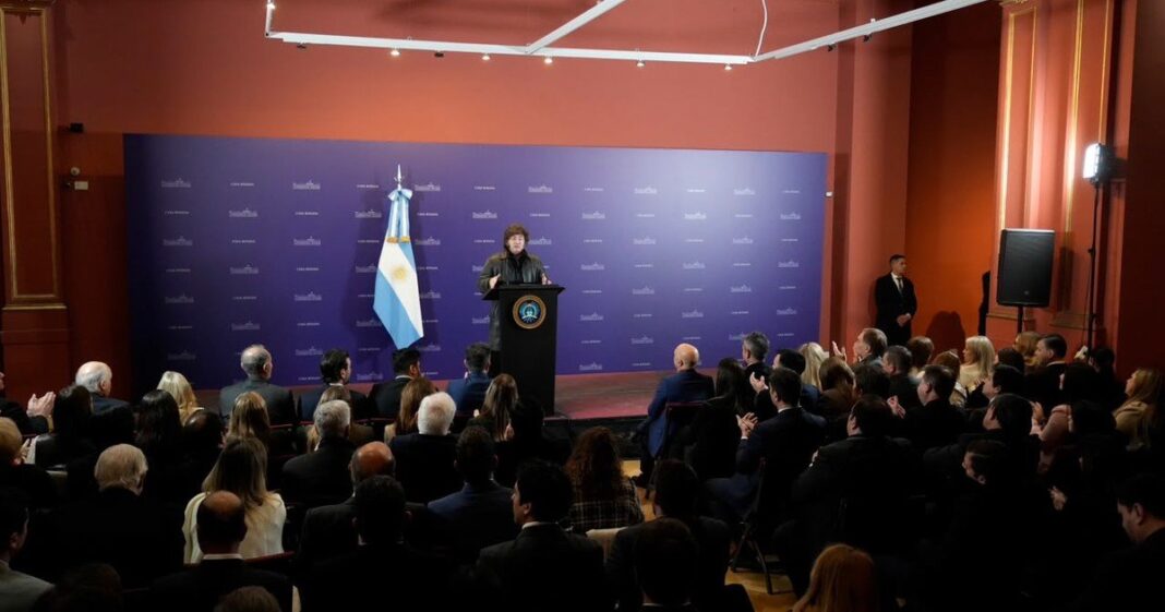 Reunión de Javier Milei con legisladores en Casa de Gobierno