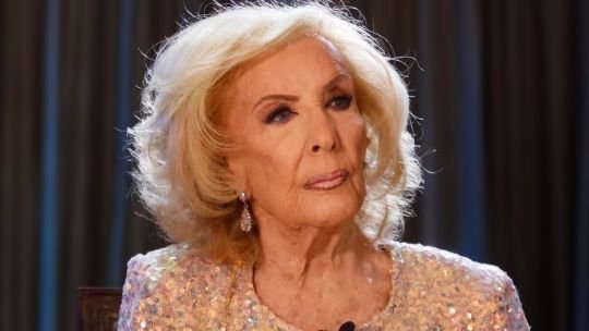 Mirtha Legrand internada en el Sanatorio Mater Dei por un cuadro compatible con neumopatía