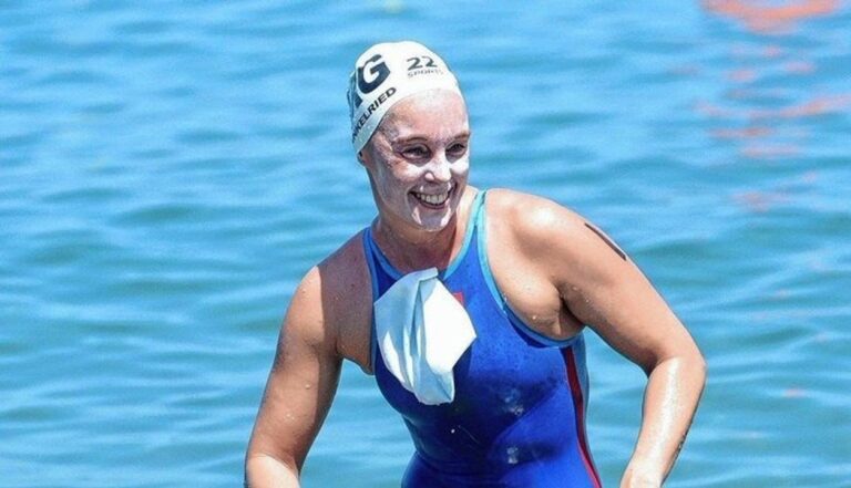 Romina Imwinkelried durante la prueba de Aguas Abiertas en los Juegos Suramericanos 2026