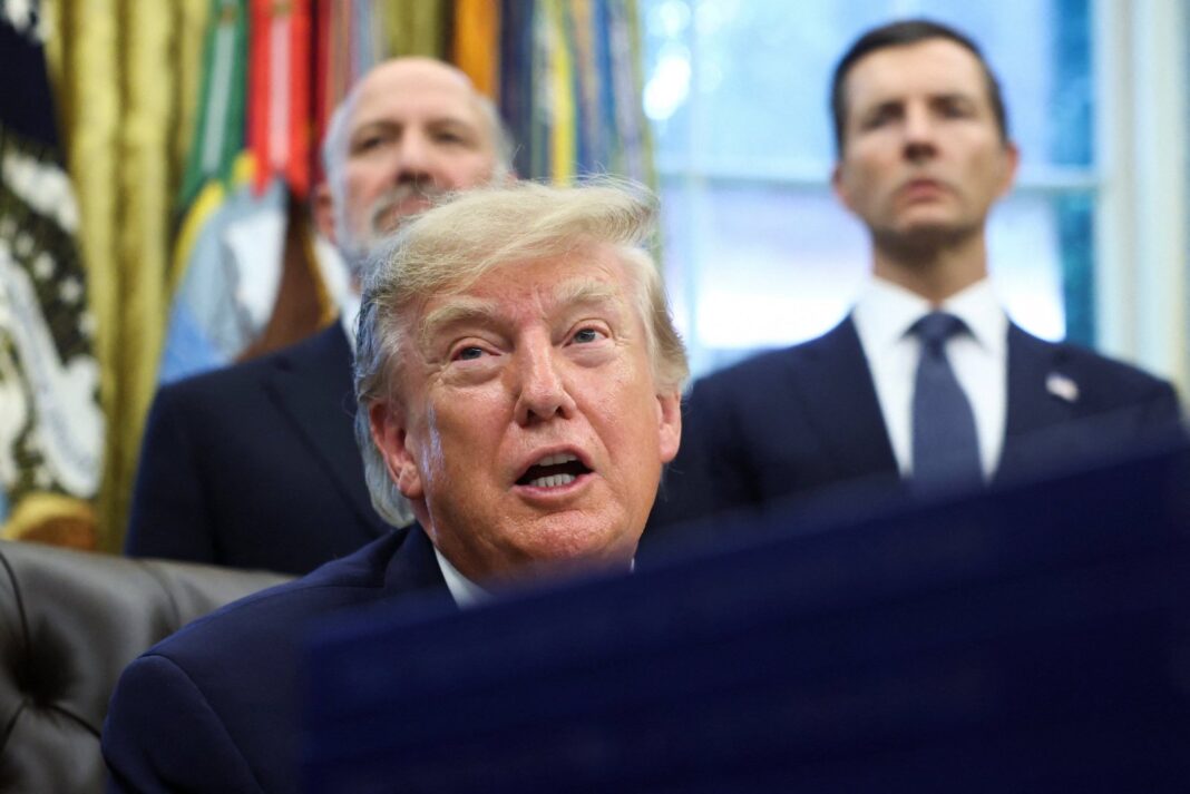 Donald Trump durante una declaración pública