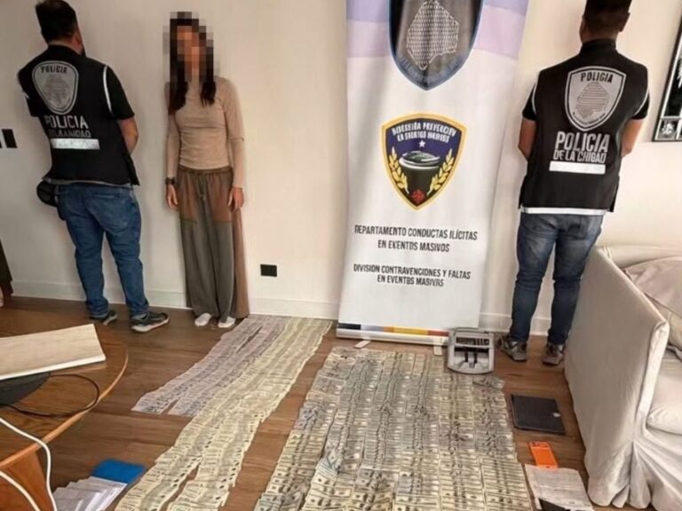 Allanamiento en Vicente López por reventa de entradas para el partido Argentina-Benín