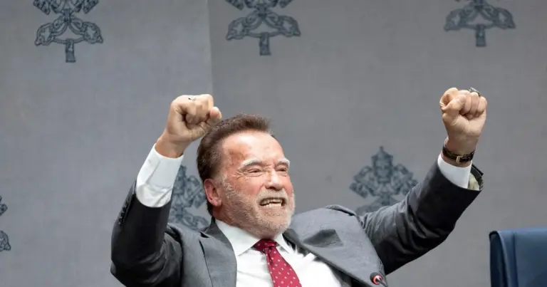 Arnold Schwarzenegger y Betty Weider donaron 16 hectáreas en Zuma Canyon para completar el Backbone Trail