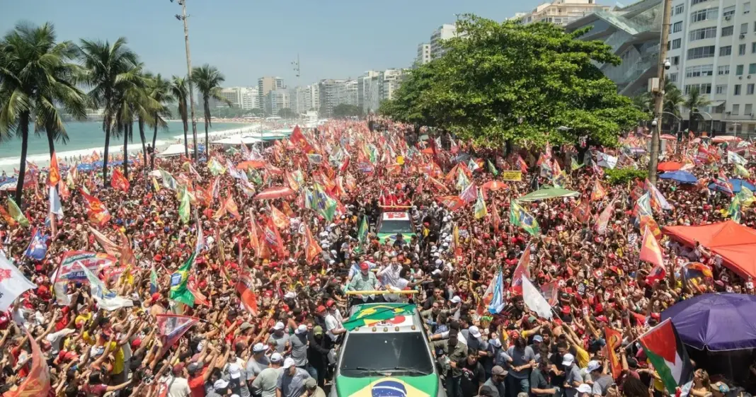 Urnas electorales en Brasil durante la segunda vuelta presidencial