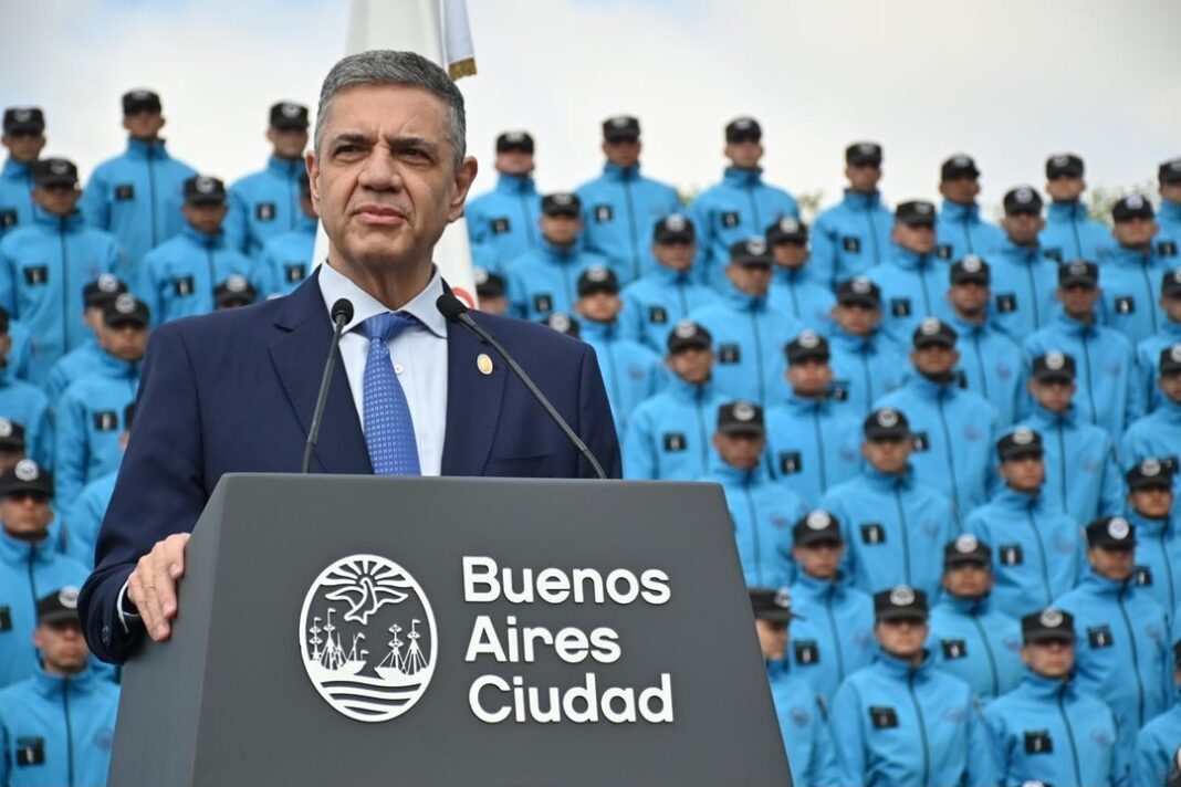 Jorge Macri durante el acto de egreso de nuevos policías en el ISSP