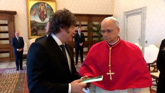 Presidente Javier Milei y papa León XIV