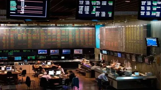 Gráfico de la bolsa porteña con el índice Merval en baja