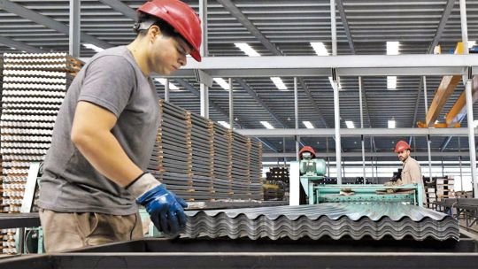 Empleo industrial en Argentina: pérdida de más de 66 mil puestos entre 2024 y 2026