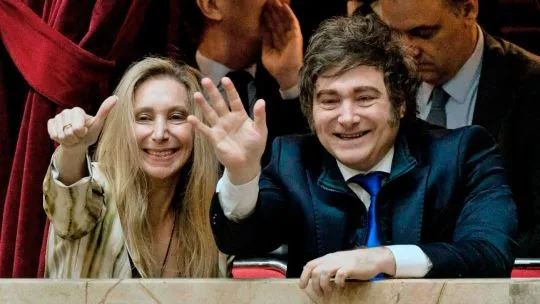 Sobreseimiento de Javier Milei y Karina Milei en la causa $LIBRA