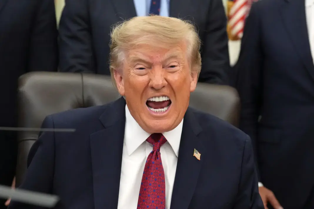 Donald Trump durante un intercambio con periodistas en la Casa Blanca